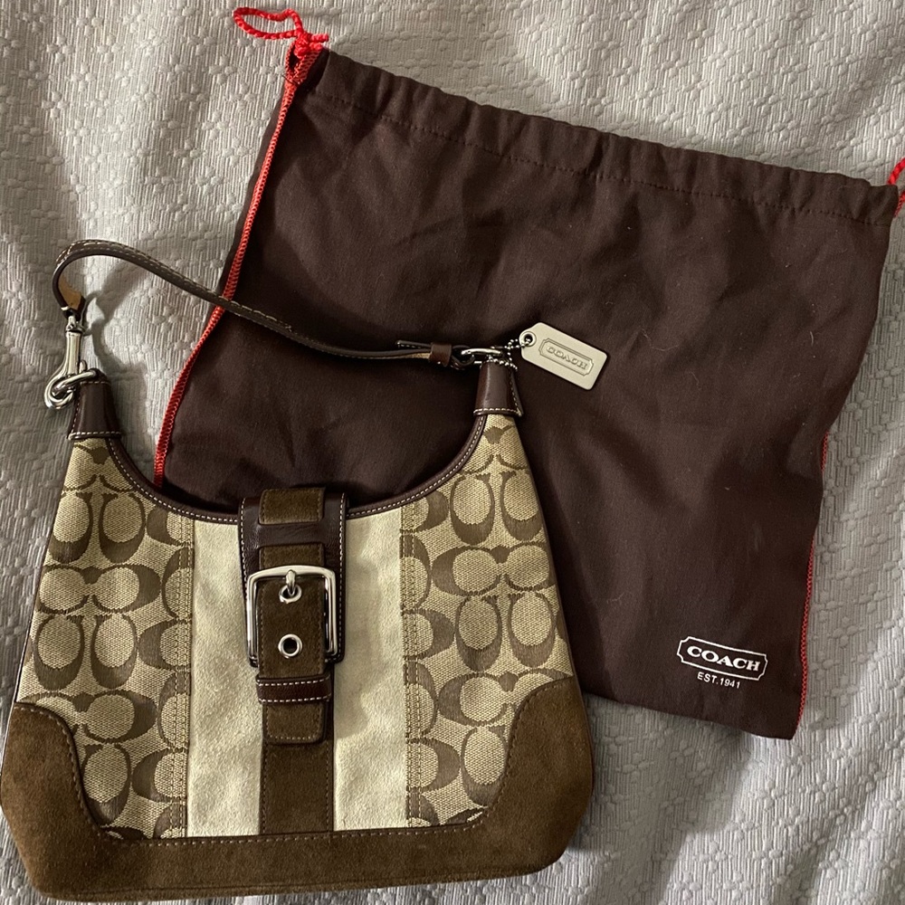 ‼️Big Sale Alert‼️‼️ Like New Coach Shoulder Bag
